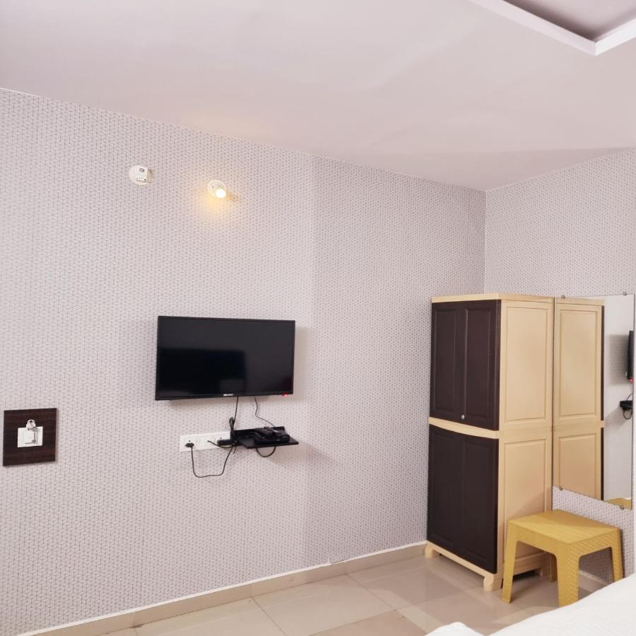 Shivani Inn Hotel & Banquet Seoni  エクステリア 写真